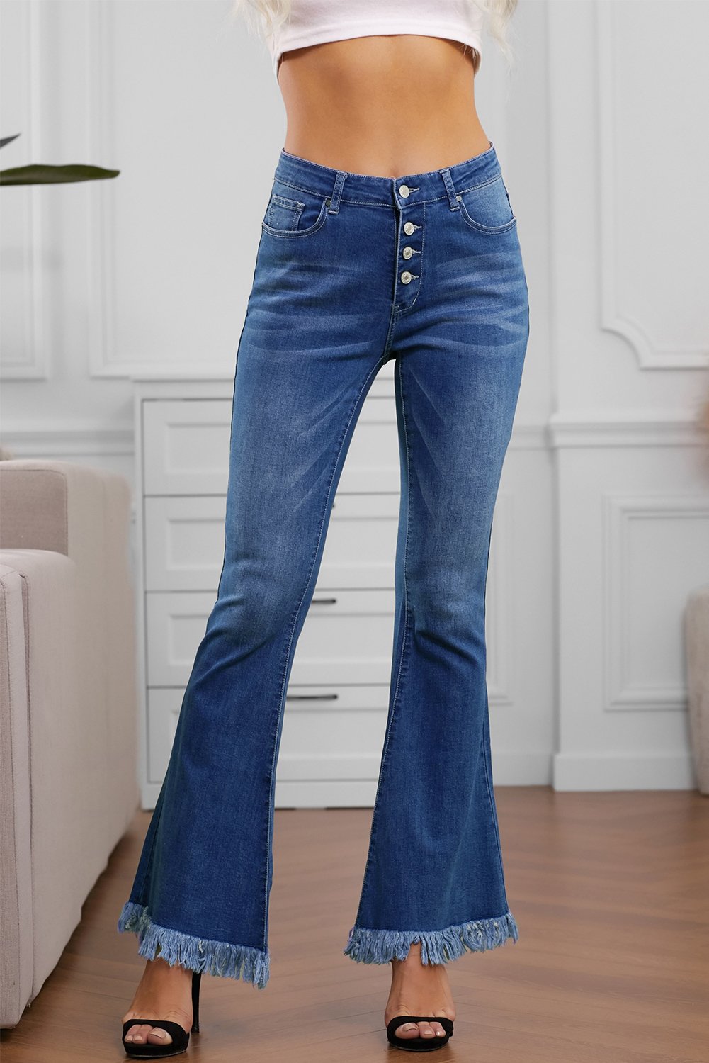 Frayed Hem Flared Denim Jeans